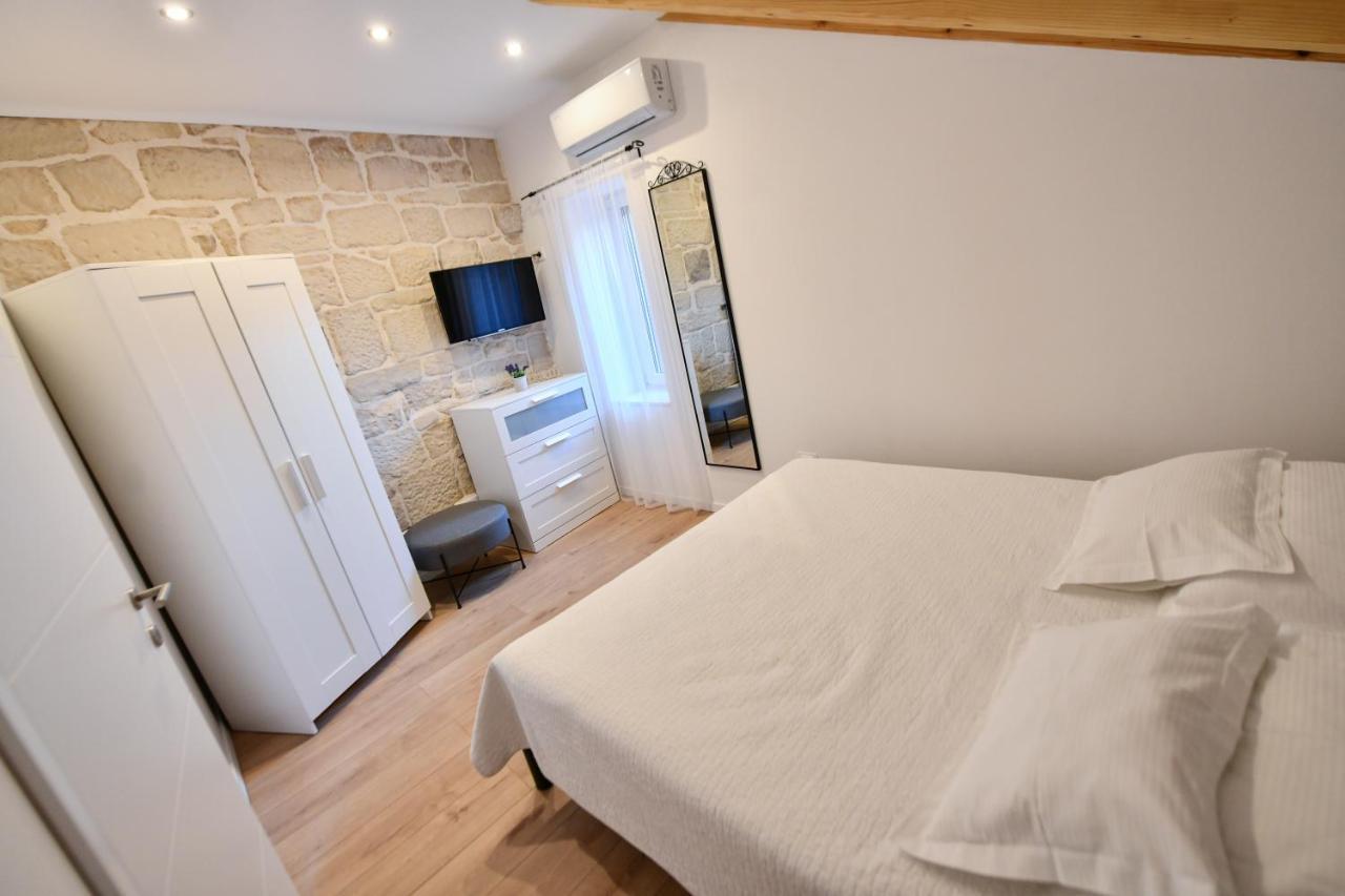 Apartment Lavanda - Suite Sinj Exterior foto